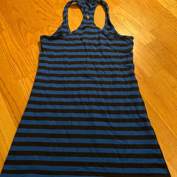 Lulu Apex Stripe Baroque Blue Horizontal Stripe Cool Racerback Tank - Picture 2 of 5